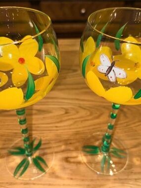 Vintage Hand Painted Balloon Wine Glasses - Set of 2